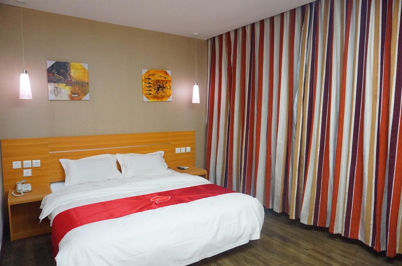 Thank Inn Chain Hotel Guizhou Zunyi Huichuan District Huichuan Avenue Eksteriør billede