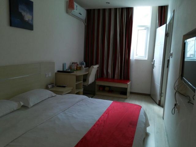 Thank Inn Chain Hotel Guizhou Zunyi Huichuan District Huichuan Avenue Eksteriør billede