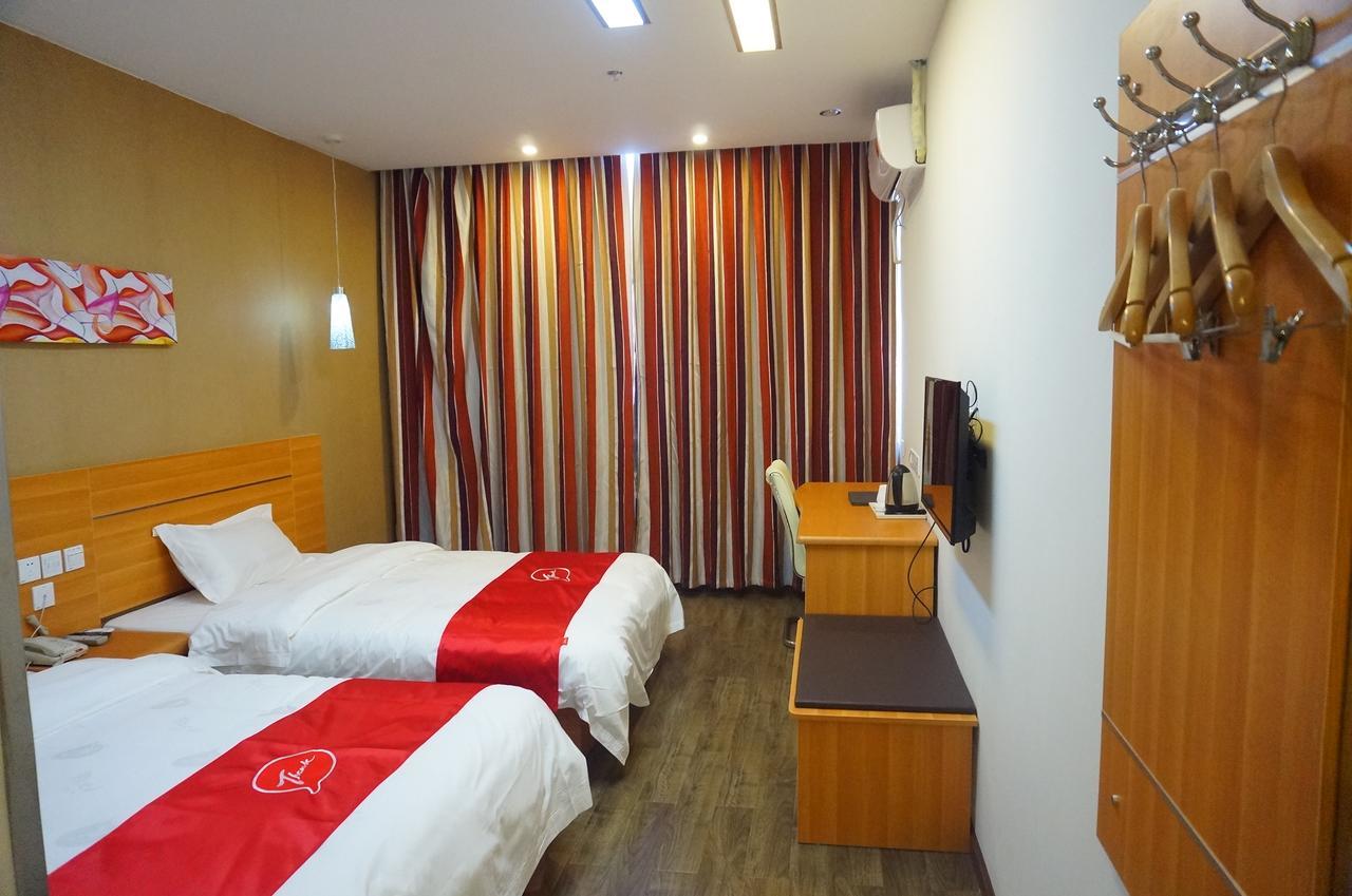 Thank Inn Chain Hotel Guizhou Zunyi Huichuan District Huichuan Avenue Eksteriør billede